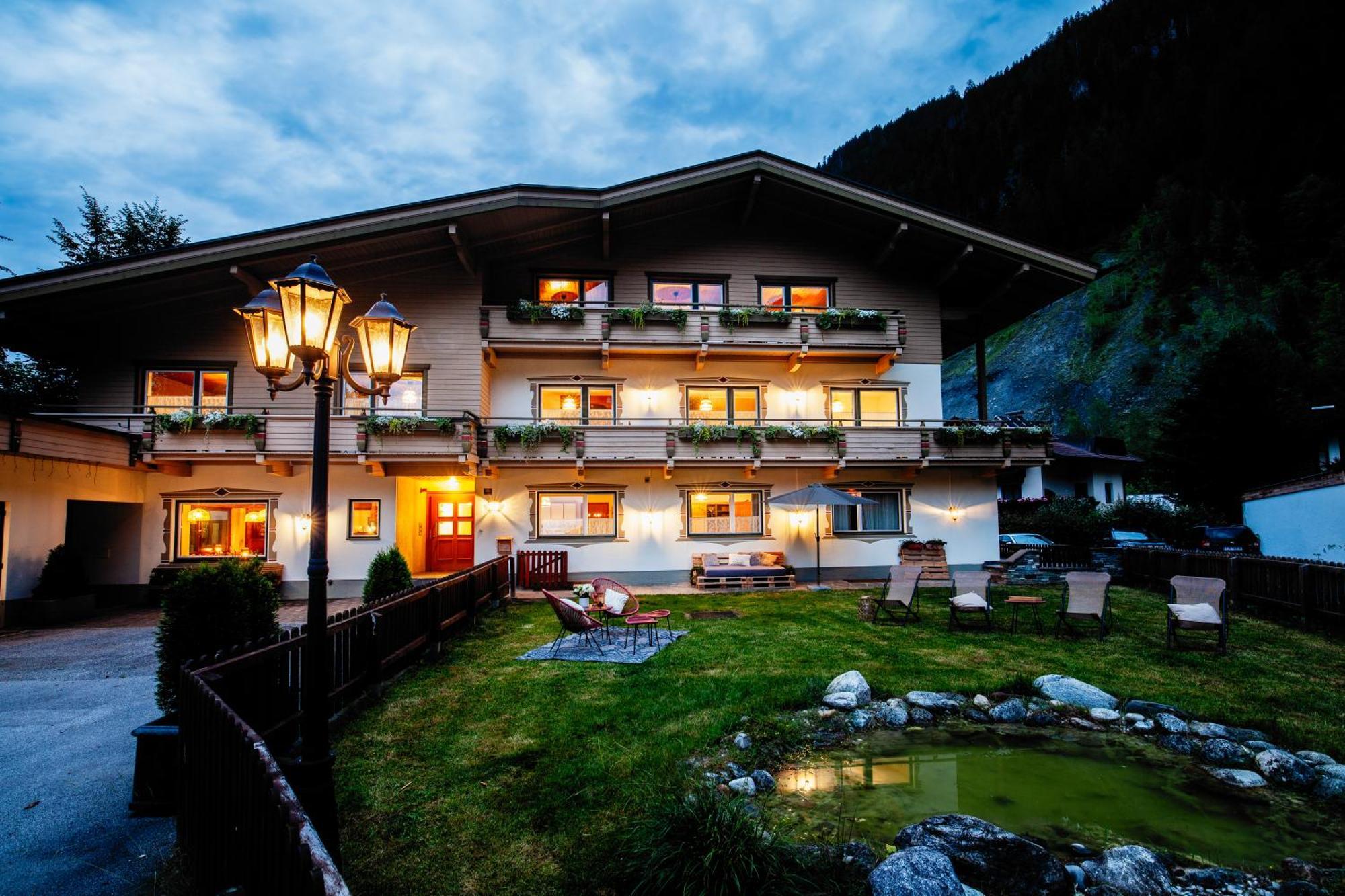 Pinetree Lodge ไมย์อาโฮเฟิน ภายนอก รูปภาพ