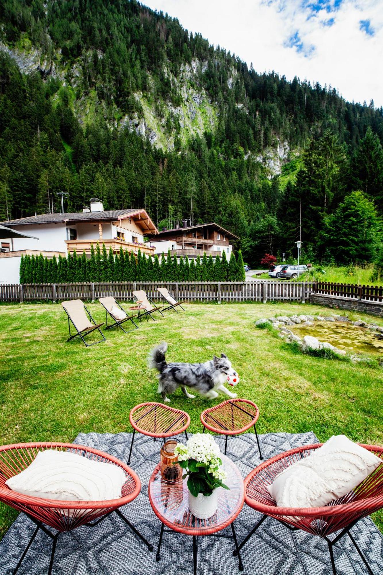Pinetree Lodge ไมย์อาโฮเฟิน ภายนอก รูปภาพ