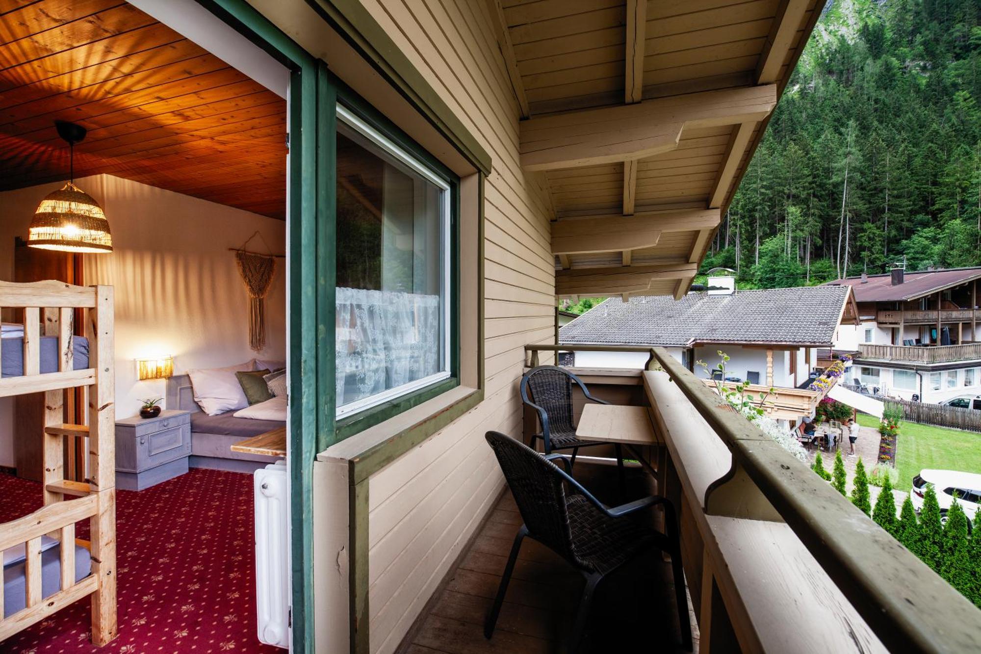 Pinetree Lodge ไมย์อาโฮเฟิน ภายนอก รูปภาพ