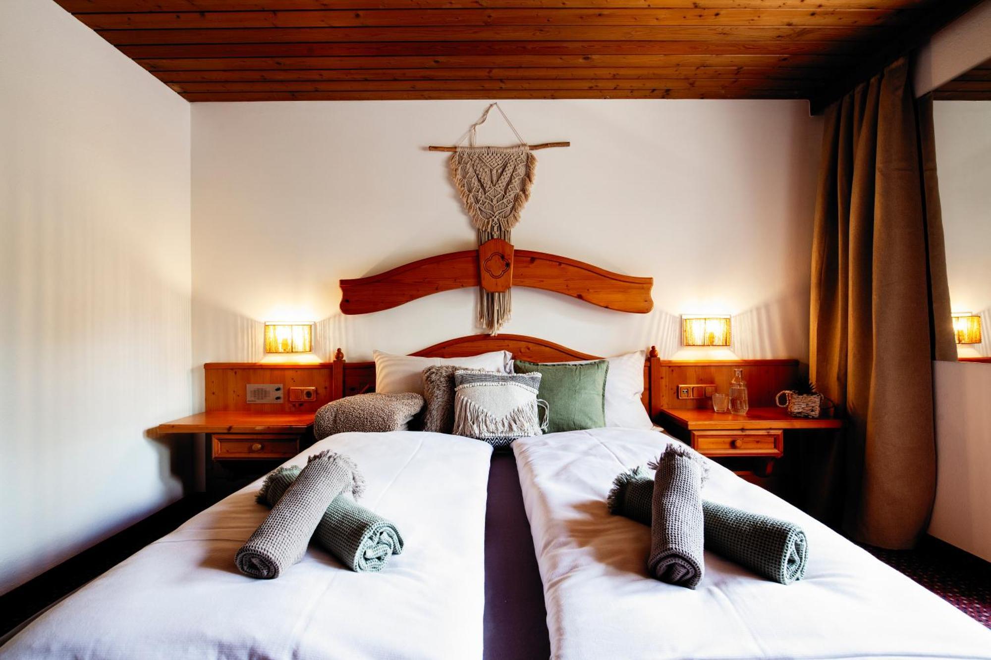 Pinetree Lodge ไมย์อาโฮเฟิน ภายนอก รูปภาพ